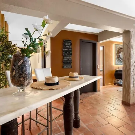Casa Beatriz In *